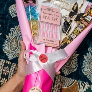 Eid Glamour Bouquet – Premium Beauty & Accessory Gift Set